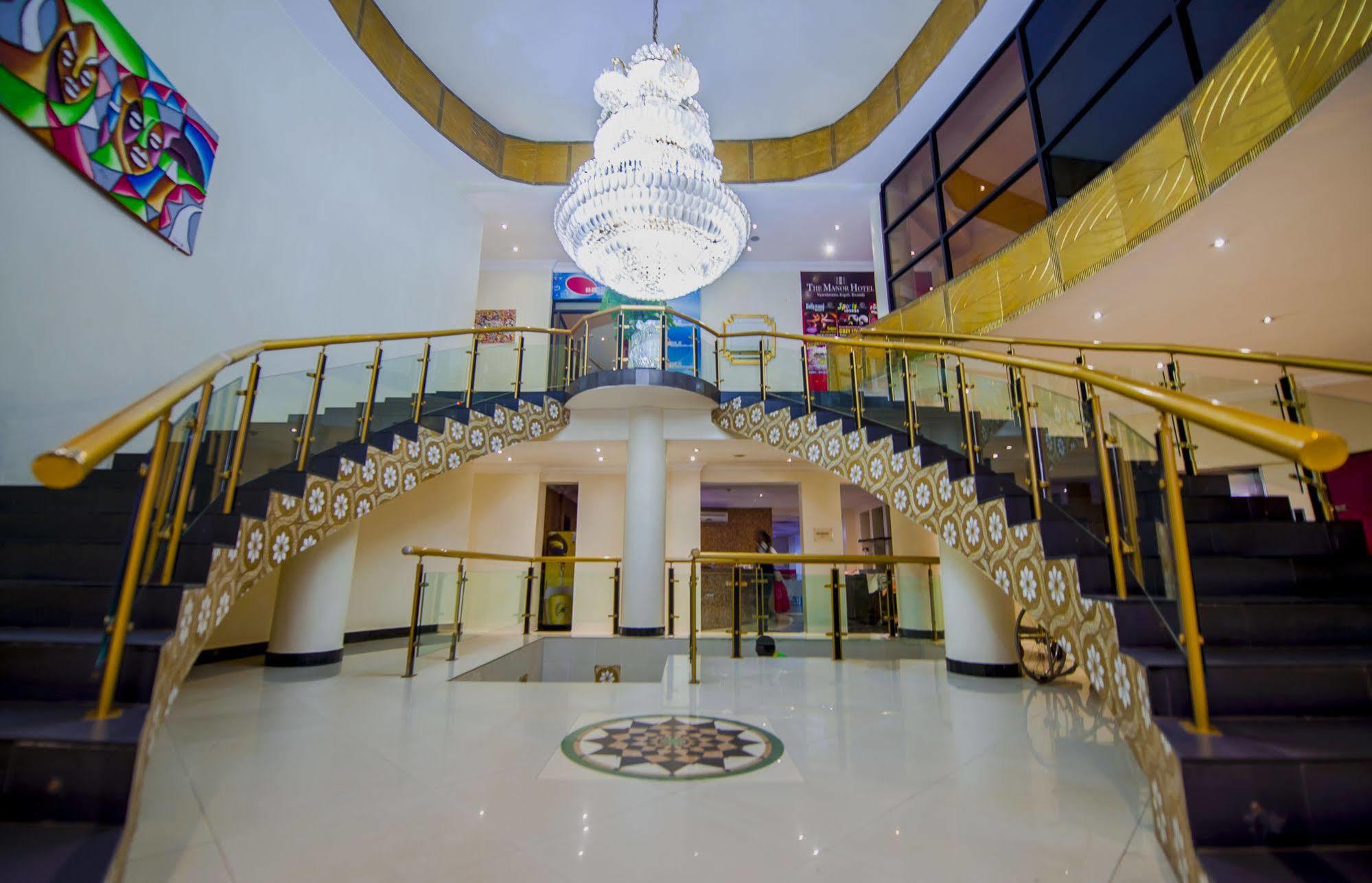 The Manor Hotel Кигали Экстерьер фото
